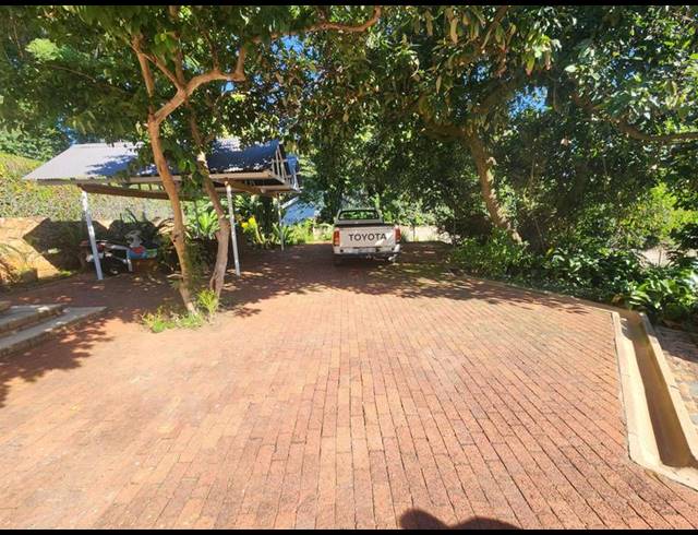 9 BEDROOM HOUSE FOR SALE IN MUCKLENEUK